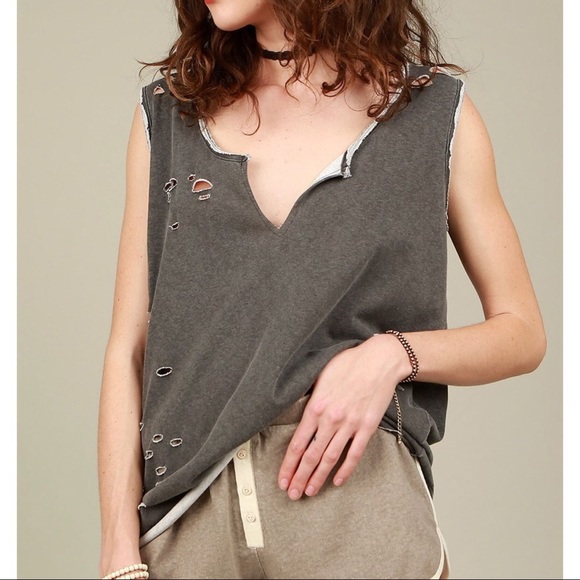 Distressed Olive Tank top - Picture 4 of 7